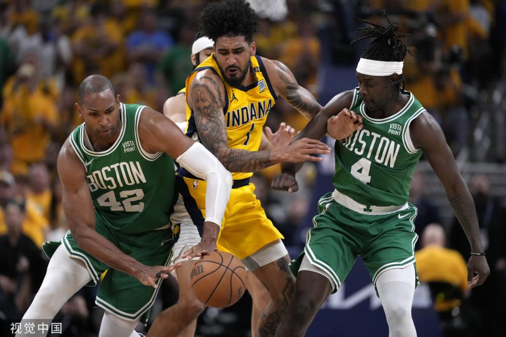 热火险胜太阳：狄龙15T联盟第一 鲍威尔27分布克24+9+9