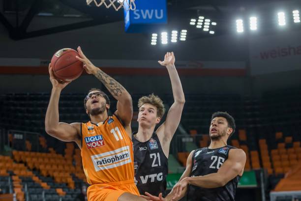 埃基蒂克：我爱英超更爱欧冠，那就是与顶级球星之间的约会